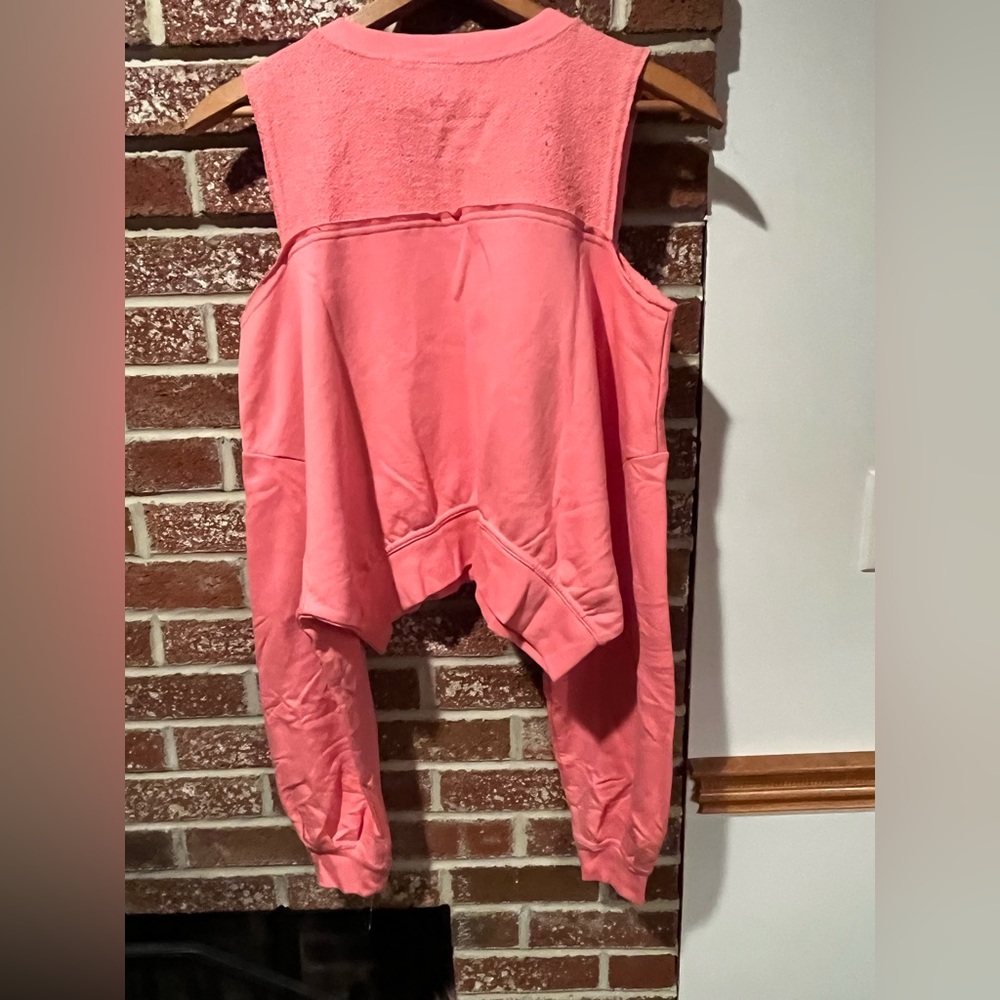 Out From Under - Urban Outfitters Pink Off shoulder Cropped Sweatshirt - Picture 4 of 5